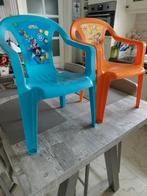 2 kinderstoeltjes, Enlèvement