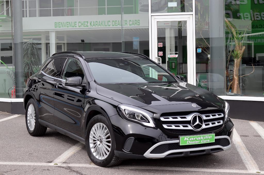 MERCEDES GLA200d PACK SPORT 136CV GPS CAMERA CUIR JANTES 17, Navigatiesysteem, 4 cilinders, Zwart, Leder