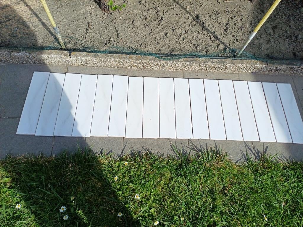 plinten 17 stuks steen keramiek prijs voor alles 33 op 8 cm, Enlèvement ou Envoi, Moins de 100 cm, Utilisé, Plinthes