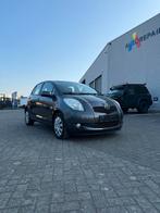 Toyota Yaris incl 1 jaar garantie, Auto's, Voorwielaandrijving, Stof, 4 cilinders, https://public.car-pass.be/vhr/890509f9-9eed-42db-aeaf-6739b5b57fbf