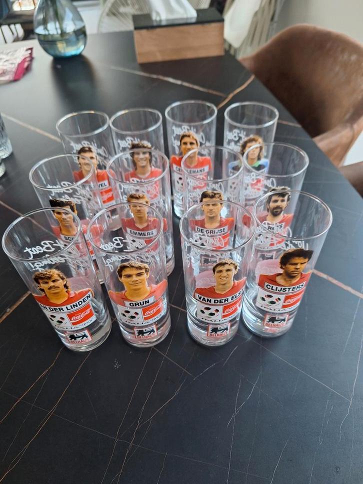 Set 12 glazen Rode Duivels WK 1990 Italië, Verzamelen, Glas en Drinkglazen, Ophalen of Verzenden