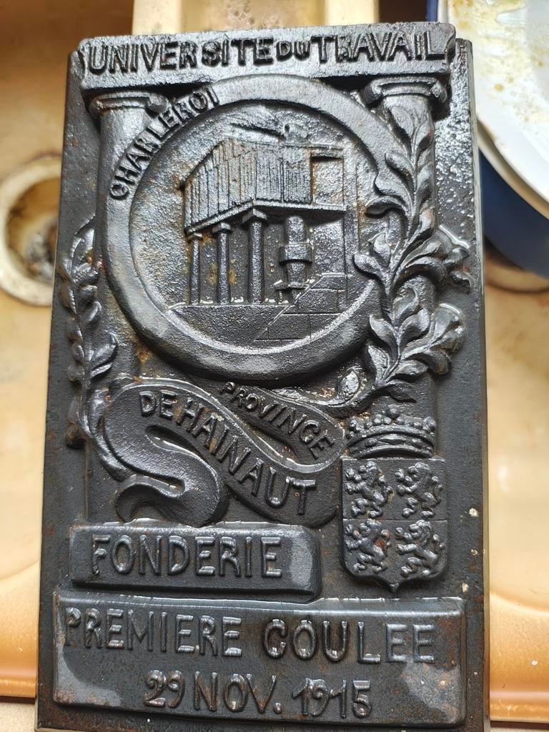 Plaque en fonte, Antiquités & Art