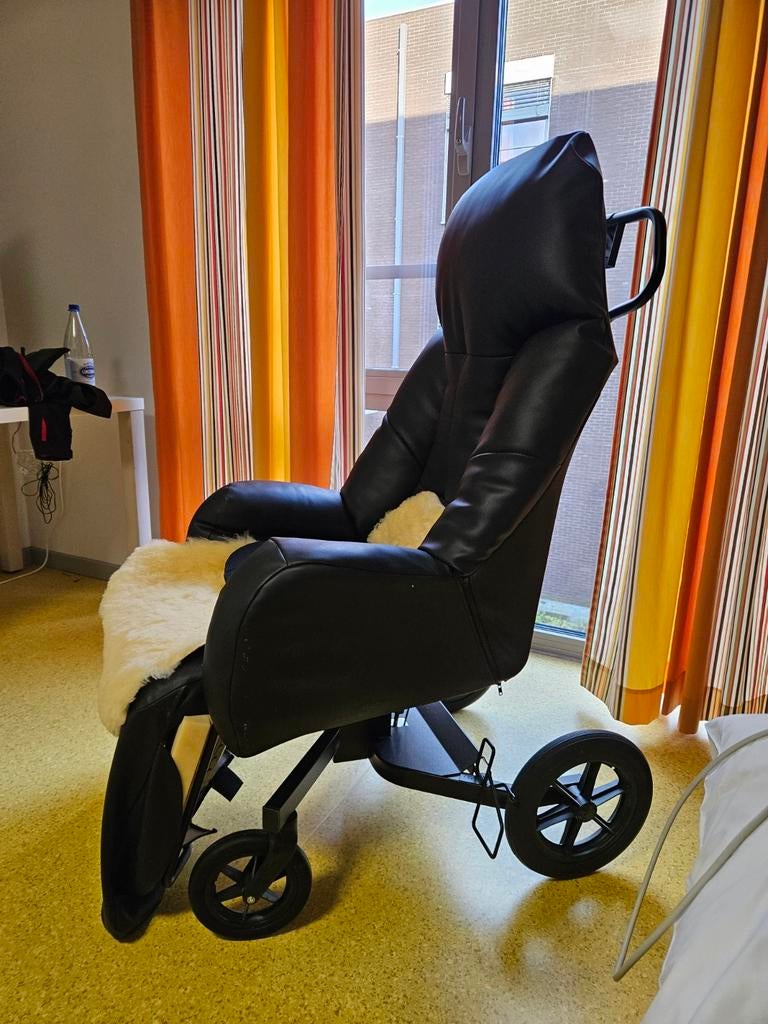 Zorgzetel / Relaxzetel Elysee – verstelbaar met beensteun en, Divers, Chaises roulantes, Enlèvement