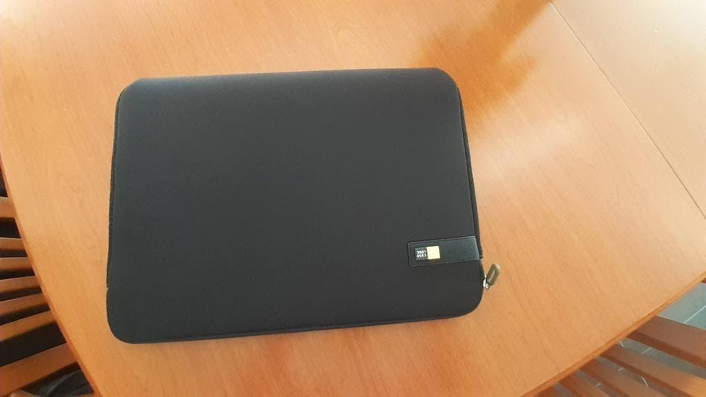 Case Logic LAPS117  Laptophoes 17.3 inch nieuw, Ophalen of Verzenden, 17 inch of meer, Nieuw, Case logic