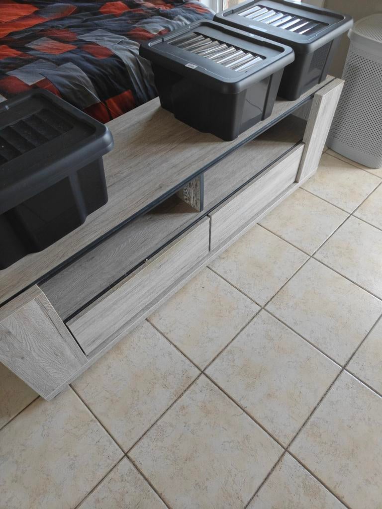 Tv meubel in goede staat, Ophalen