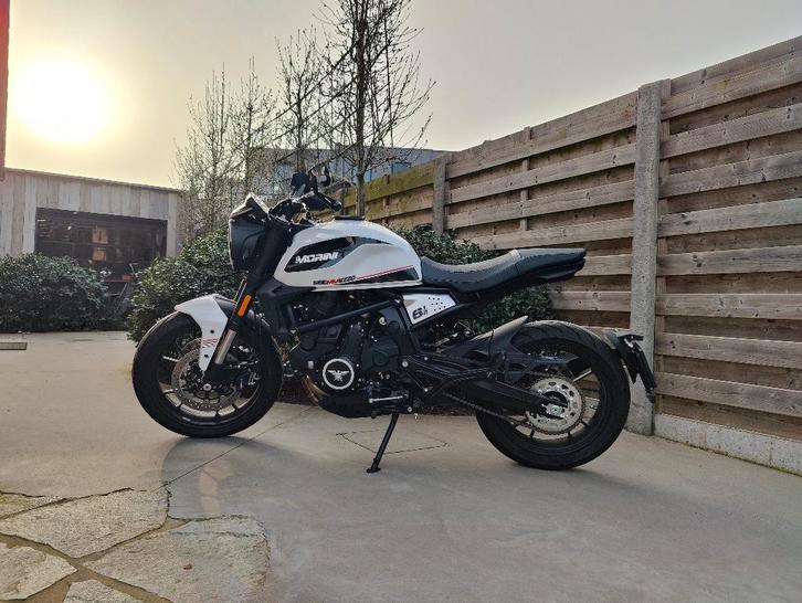 Moto Morini Seiemmezzo STR – 2024 – 2517 km – Perfecte staat, Motos, Motos | Marques Autre, Particulier, Naked bike, plus de 35 kW