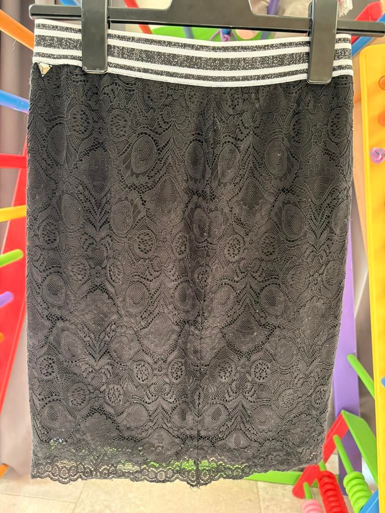 Jupe Guess noir en dentelle S, Enlèvement, Comme neuf, Noir