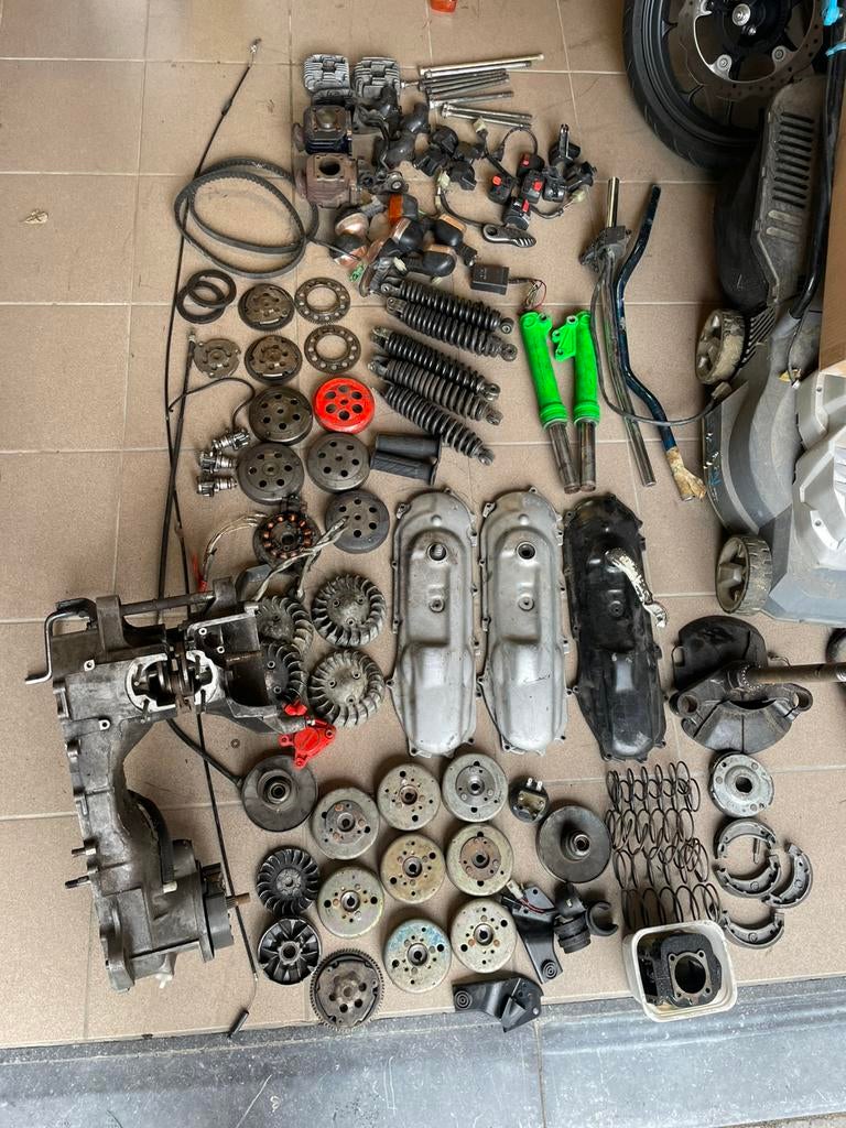 Lot onderdelen booster spirit, Fietsen en Brommers, Ophalen, Gebruikt