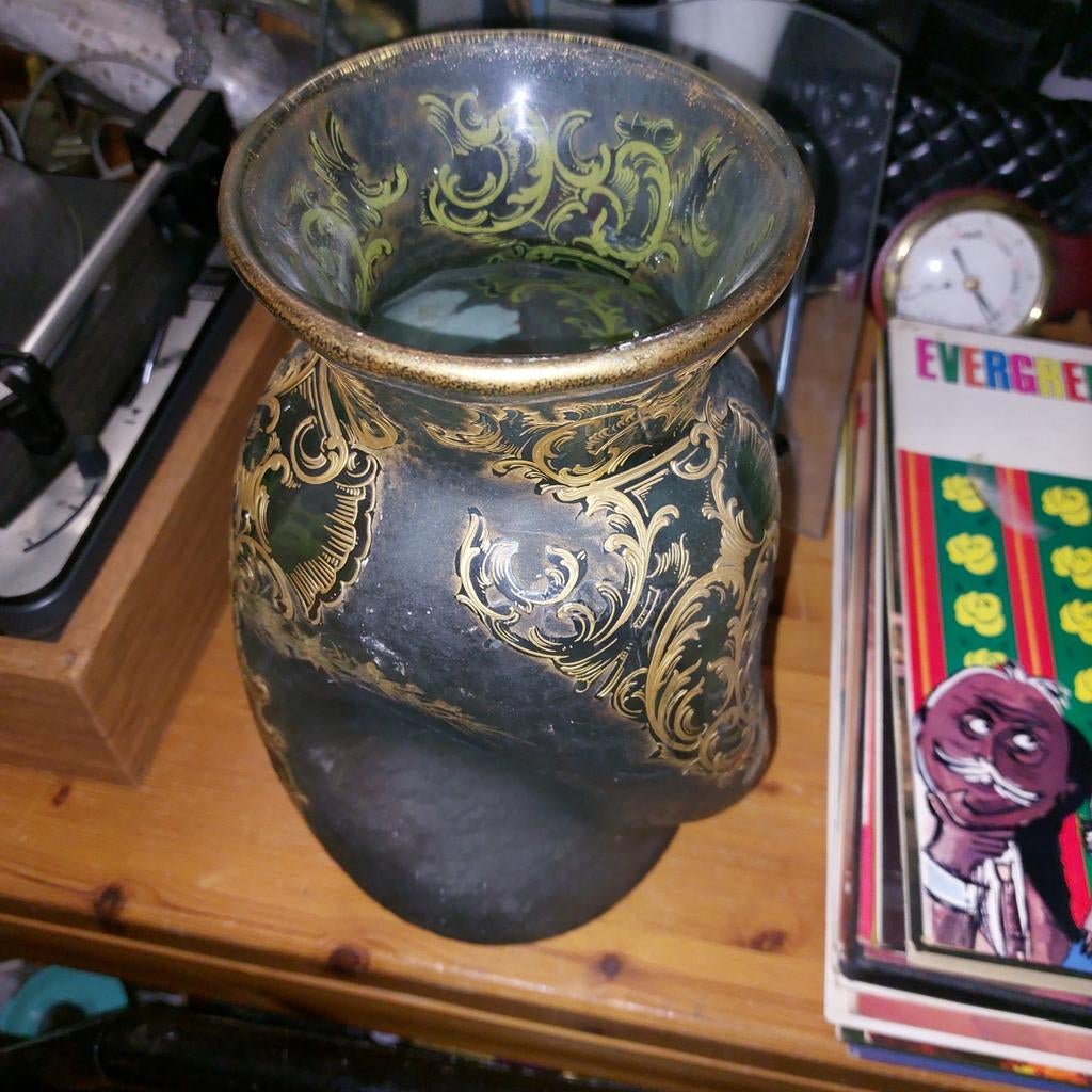 Antieke vaas is wel barst in, Ophalen