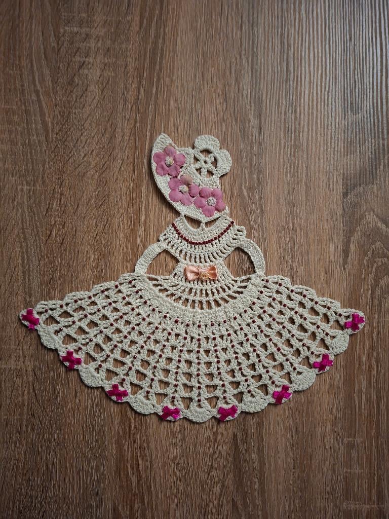 Gehaakt meisje, Hobby & Loisirs créatifs, Tricot & Crochet, Enlèvement, Neuf, Crochet