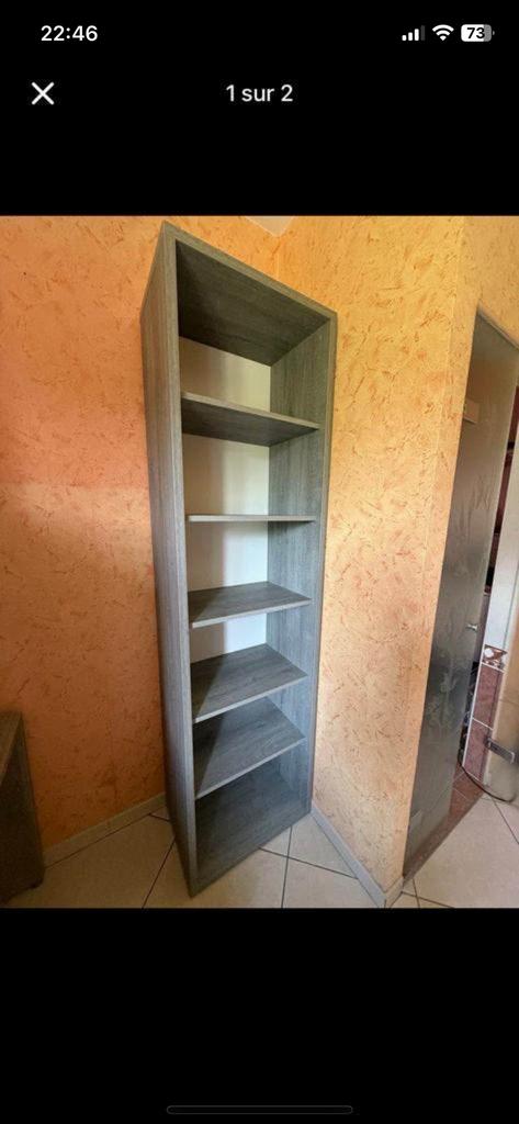 Grande Bibliothèque, 25 à 50 cm, Comme neuf, Enlèvement, 200 cm ou plus