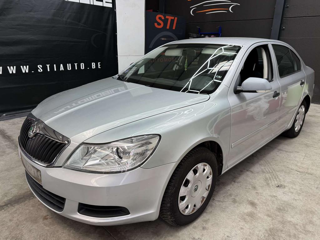 Skoda Octavia 1.6I + LPG * EXPORT *, Autos, Skoda, Entreprise, Achat, Octavia, ABS, Airbags, Air conditionné, Ordinateur de bord