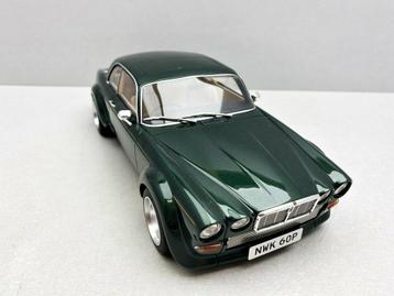JAGUAR V12 Coupé XJ12C Big Cat Avengers 1/18 GT SPIRIT Neuve beschikbaar voor biedingen