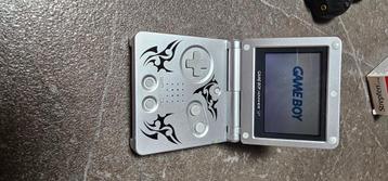 Gameboy SP Tribal beschikbaar voor biedingen