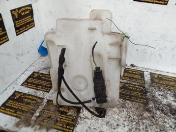 Ruitensproeiertank voor van een Seat Leon beschikbaar voor biedingen