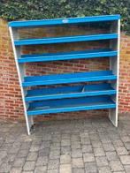 Laadruim rekken bestelwagen, Ophalen