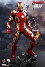 Hot Toys QS005 Iron Man Mark 43 - Nieuw in doos!, Ophalen of Verzenden, Nieuw, Film, Beeldje, Replica of Model