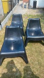 3 stoelen, Ophalen, Plastic