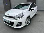 Kia Rio 1.2i | CAMÉRA | NAVI | ESSENCE | 56 000 km, Carnet d'entretien, 85 g/km, Tissu, Système de navigation