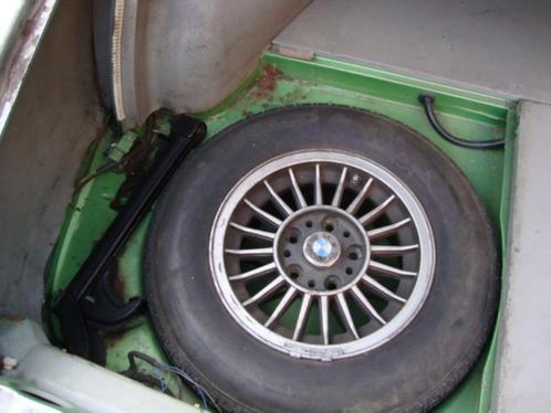 BMW 30CSI TAIGAGROEN 1973 62500KM, Auto's, BMW, Particulier, Elektrische ramen, Lichtmetalen velgen, Metaalkleur, Radio, Benzine
