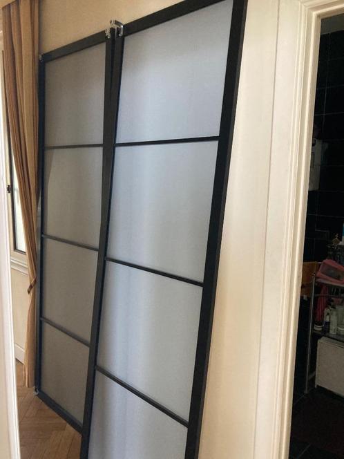 Portes  coulissantes et panneaux miroirs armoires PAX  ikea, Huis en Inrichting, Kasten | Roldeurkasten en Archiefkasten, Zo goed als nieuw