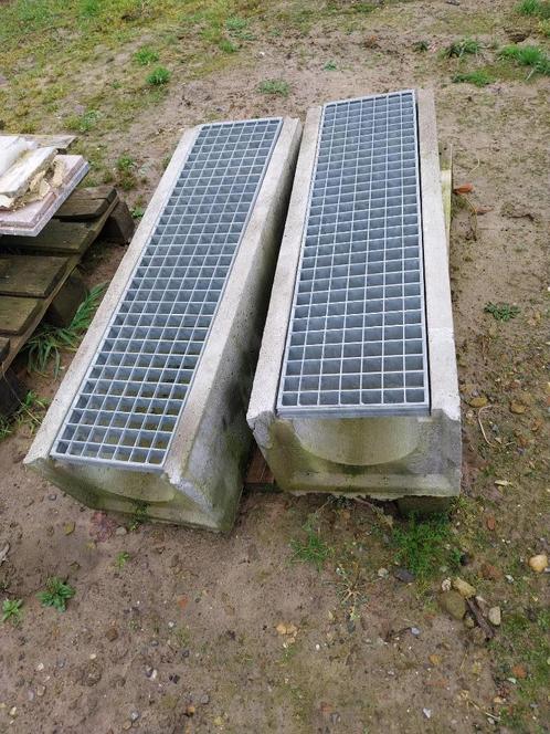 greppelbakken., Doe-het-zelf en Bouw, Buizen en Afvoer, Nieuw, Afvoer, Overige materialen, Minder dan 2 meter, 80 mm of meer, Ophalen