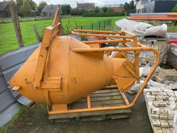 Vultrechter beschikbaar voor biedingen