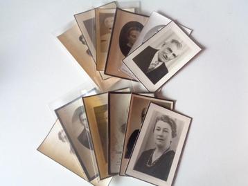 12 Fotoprentjes beschikbaar voor biedingen