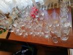 lot de verres anciens 30 €, Maison & Meubles, Pièces pour table, Enlèvement, Neuf