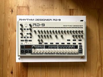 Behringer RD-9 + Decksaver NEUF, Musique & Instruments, Enlèvement ou Envoi, Neuf, Autres marques