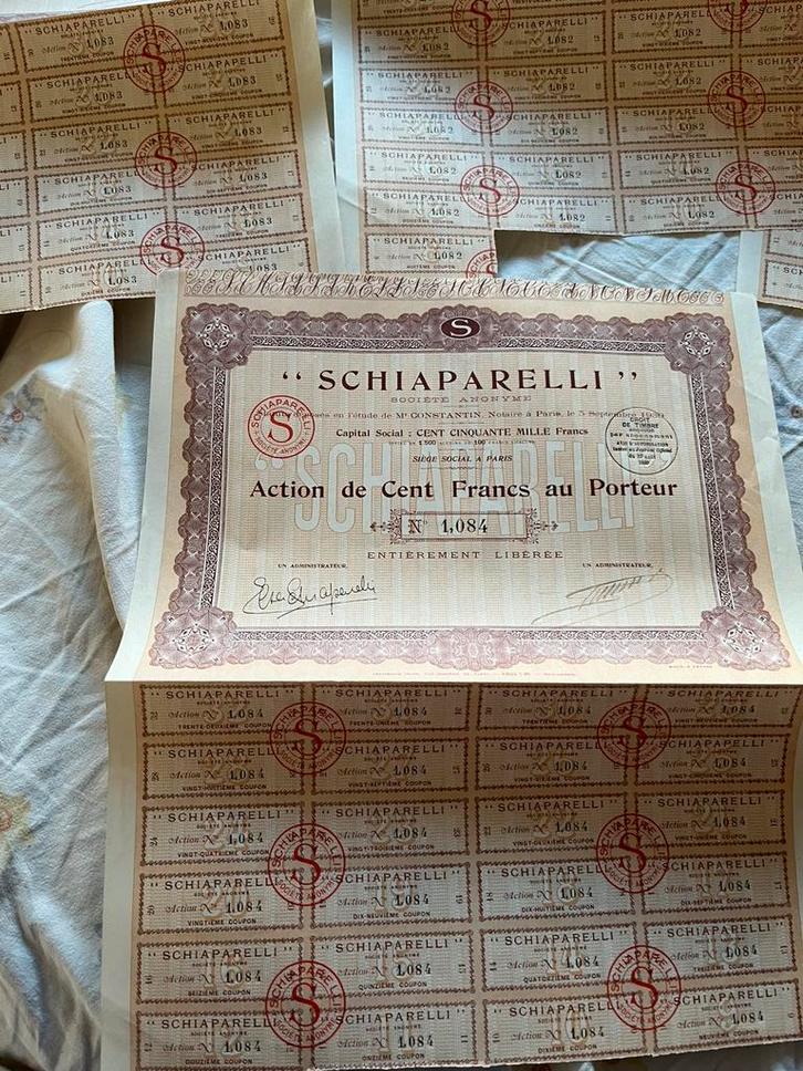 Rare Action 1930 Schiapparelli Haute Couture limité, Timbres & Monnaies, Monnaies & Billets de banque | Collections, Enlèvement ou Envoi