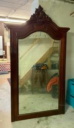 Antieke spiegel in massief mahoniehout., Antiek en Kunst, Antiek | Spiegels, 50 tot 100 cm, 150 tot 200 cm, Rechthoekig, Ophalen