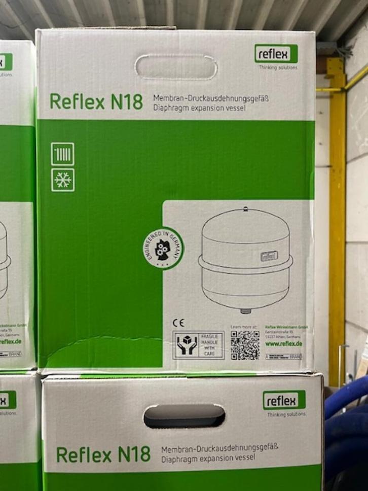 Expansievat met membraan 4 bar, Doe-het-zelf en Bouw, Sanitair, Nieuw, Overige typen, Ophalen