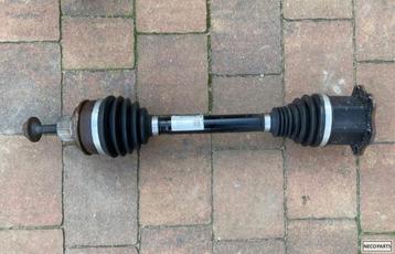 AUDI A6 AANDRIJFAS LINKS 4N0407271F beschikbaar voor biedingen