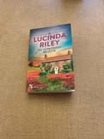 De verborgen belofte, Ophalen of Verzenden, Zo goed als nieuw, Lucinda Riley, België