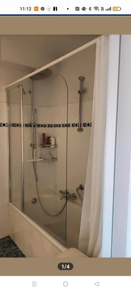 Draaibaar  badscherm, Doe-het-zelf en Bouw, Sanitair, Zo goed als nieuw, Bad, Ophalen