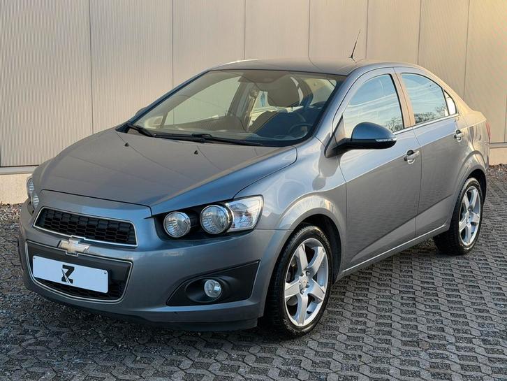 Chevrolet Aveo 1.2d✅*AchterCam*ParkS*Bluetooth*, Auto's, Chevrolet, Bedrijf, Aveo, Achteruitrijcamera, Airbags, Airconditioning