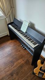 Roland F-120 digitale piano, Piano, Ophalen of Verzenden, Zo goed als nieuw