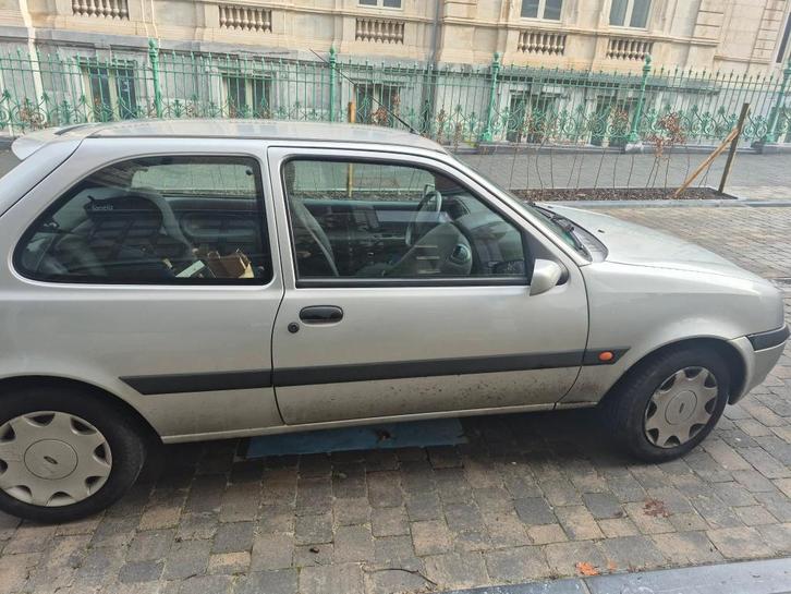 Ford fiesta mk4 2001 essence, Auto's, Ford, Particulier, Fiësta, Centrale vergrendeling, Benzine, Euro 4, Stadsauto, 3 deurs, Handgeschakeld