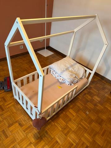 Lit enfant suzpebe etat 120/60 taille standard beschikbaar voor biedingen