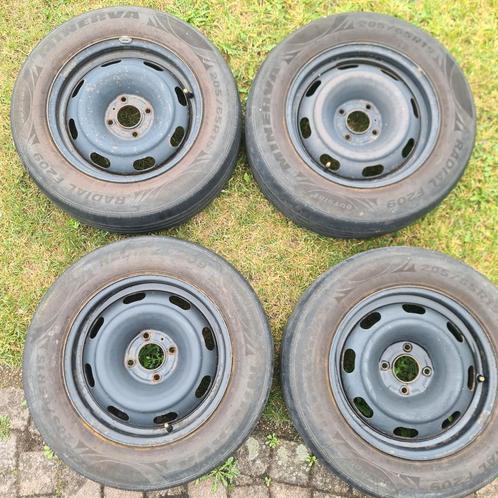 4x108 15 inch peugeot citroen stalen velgen banden versleten, Auto-onderdelen, Overige Auto-onderdelen, Peugeot, Ophalen