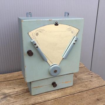 Vintage apotheek kastje met spiegel, Ophalen