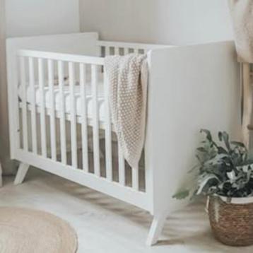 Babybed Bopita bruin met matras, Ophalen, Bruin, 190 cm of minder, Zo goed als nieuw