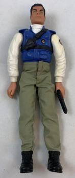 Action Man Hands Up Policeman Hasbro 1996 figuur vintage, Verzamelen, Verzenden, Zo goed als nieuw