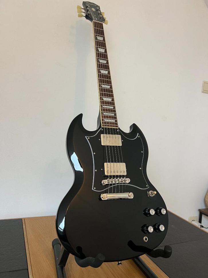 Epiphone SG Standard – Ebony, Muziek en Instrumenten, Snaarinstrumenten | Gitaren | Elektrisch, Gebruikt, Solid body, Epiphone