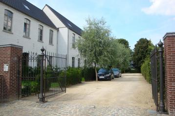 Mooie woning op fietsafstand van de Brugse binnenstad beschikbaar voor biedingen