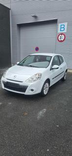 Renaule clio prete a immatriculer garantie, Auto's, Euro 5, Bedrijf, Handgeschakeld, Onderhoudsboekje