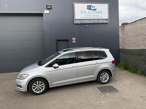 VW TOURAN 1.5TSI AUTOMAAT BJ2018 7PLAAT AIRCO NAVI LEER PANO, Auto's, Volkswagen, Bedrijf, Te koop, Touran, ABS, Achteruitrijcamera