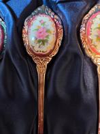 Verzilverde theelepels, Ophalen