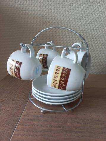 set 4 espressokopjes beschikbaar voor biedingen